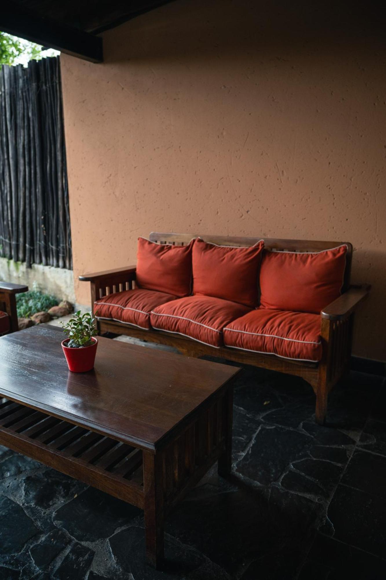 Riverstone Lodge Muldersdrift Exteriör bild
